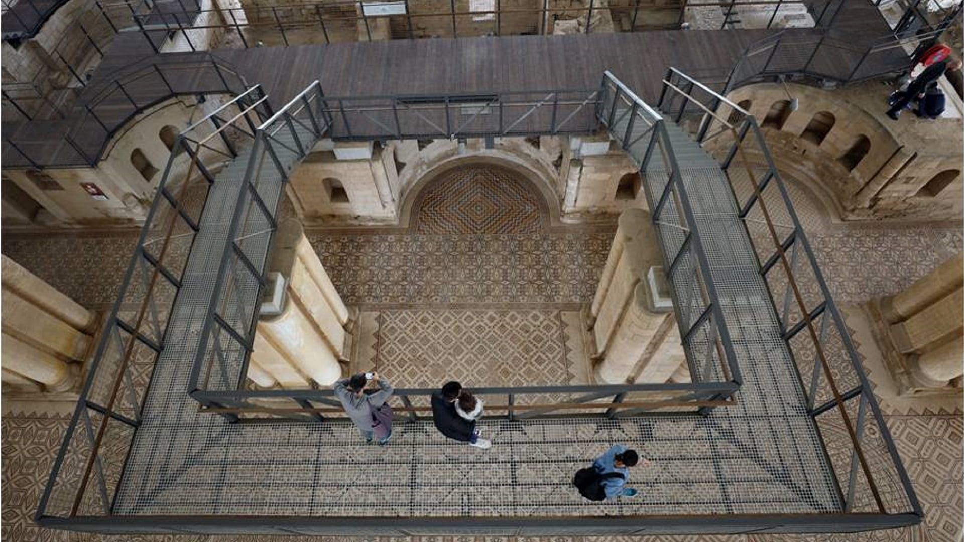 صورة بعنوان: "إيكروم – الشارقة" تعلن عن القائمة القصيرة المرشحة للدورة الثالثة  