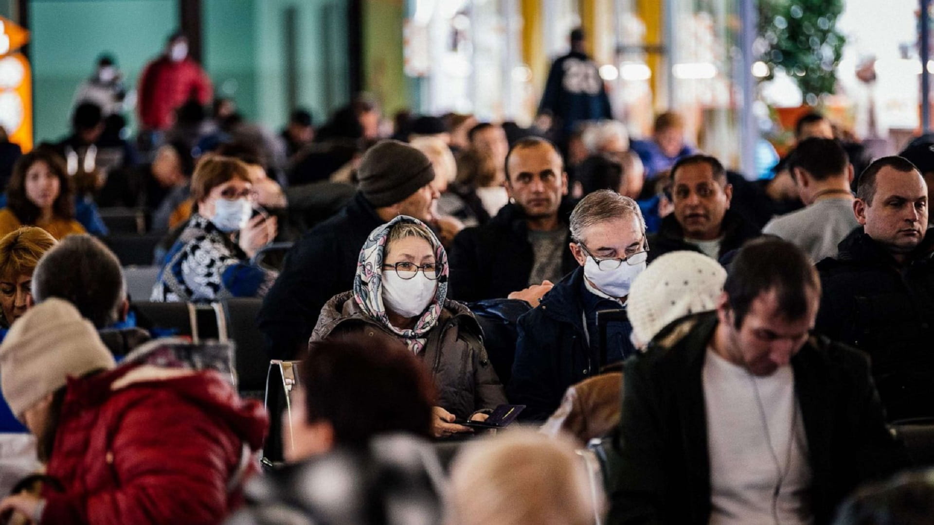 صورة بعنوان: روسيا تشهد انخفاضاً ملحوظاً بعدد الإصابات والوفيات بكورونا 