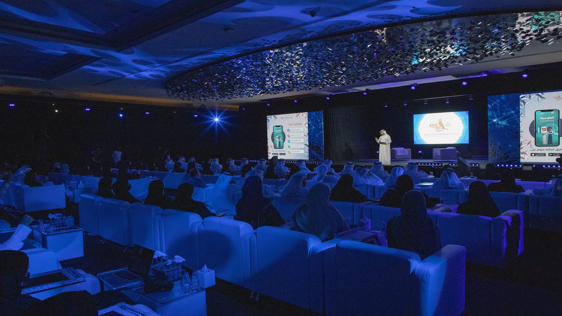 صورة بعنوان: الشارقة للتميز التربوي تدشن جائزة الجوهرة ضمن استراتيجية جديدة  