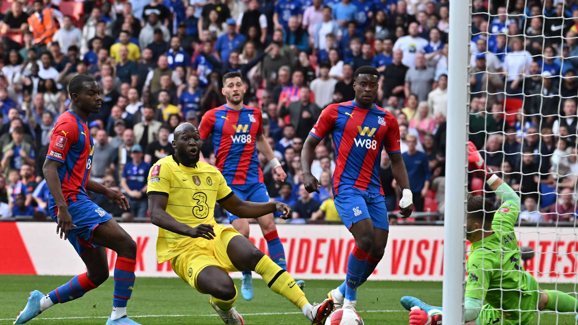 Image for the title: Chelsea sink Palace to book FA Cup final clash with Liverpool 