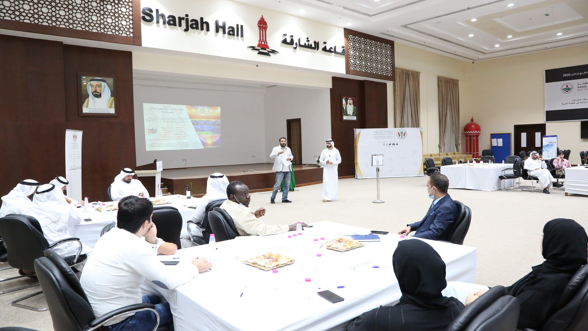 صورة بعنوان: مجلس الشارقة الرياضي ينظم جلسة حوارية بعنوان "القاعدة الجماهيرية" 