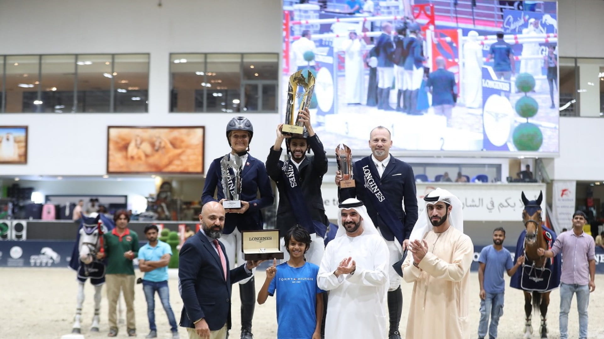 صورة بعنوان: 15 منافسة بنهائي دوري الإمارات لقفز الحواجز في "الشارقة للفروسية" 