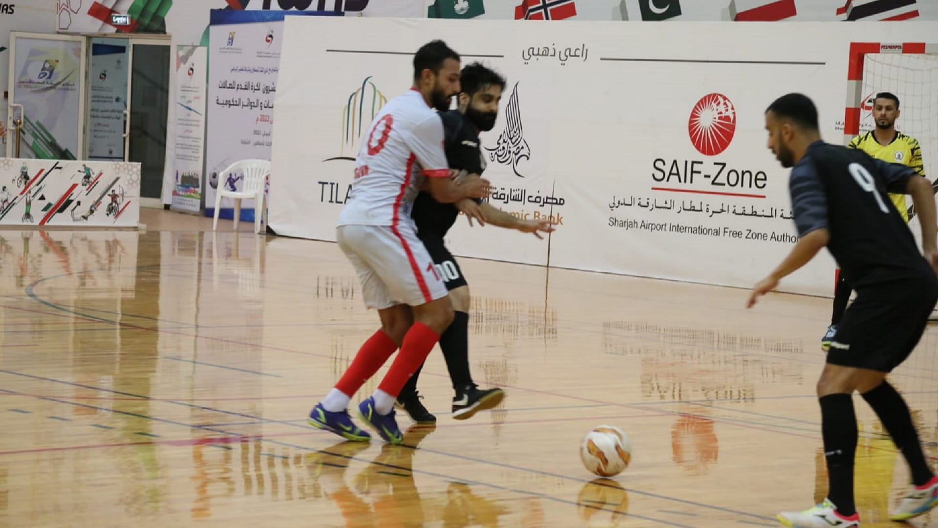 Image for the title: Emiri Guard faces Civil defence in final match 
