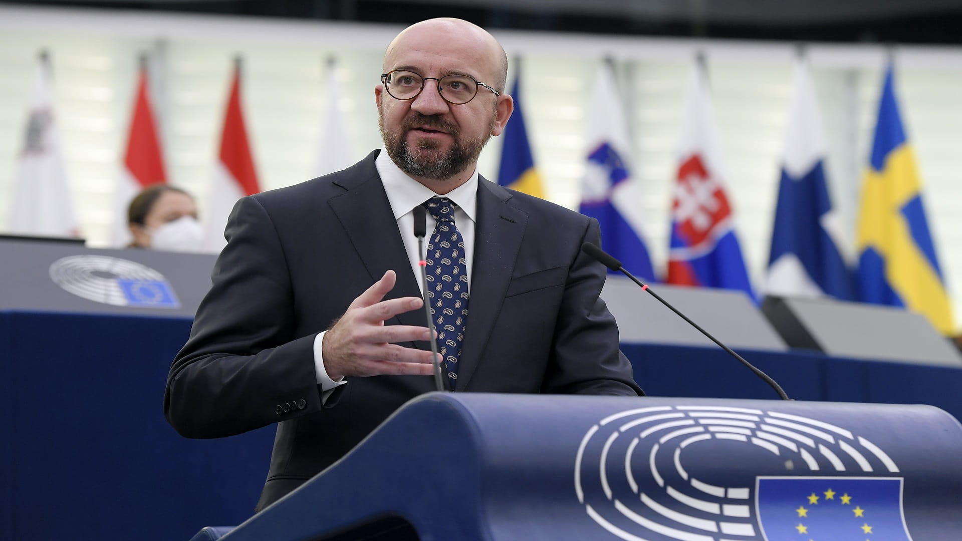 صورة بعنوان: شارل ميشال: التاريخ لن ينسى ضحايا الحرب الدائرة في أوكرانيا 