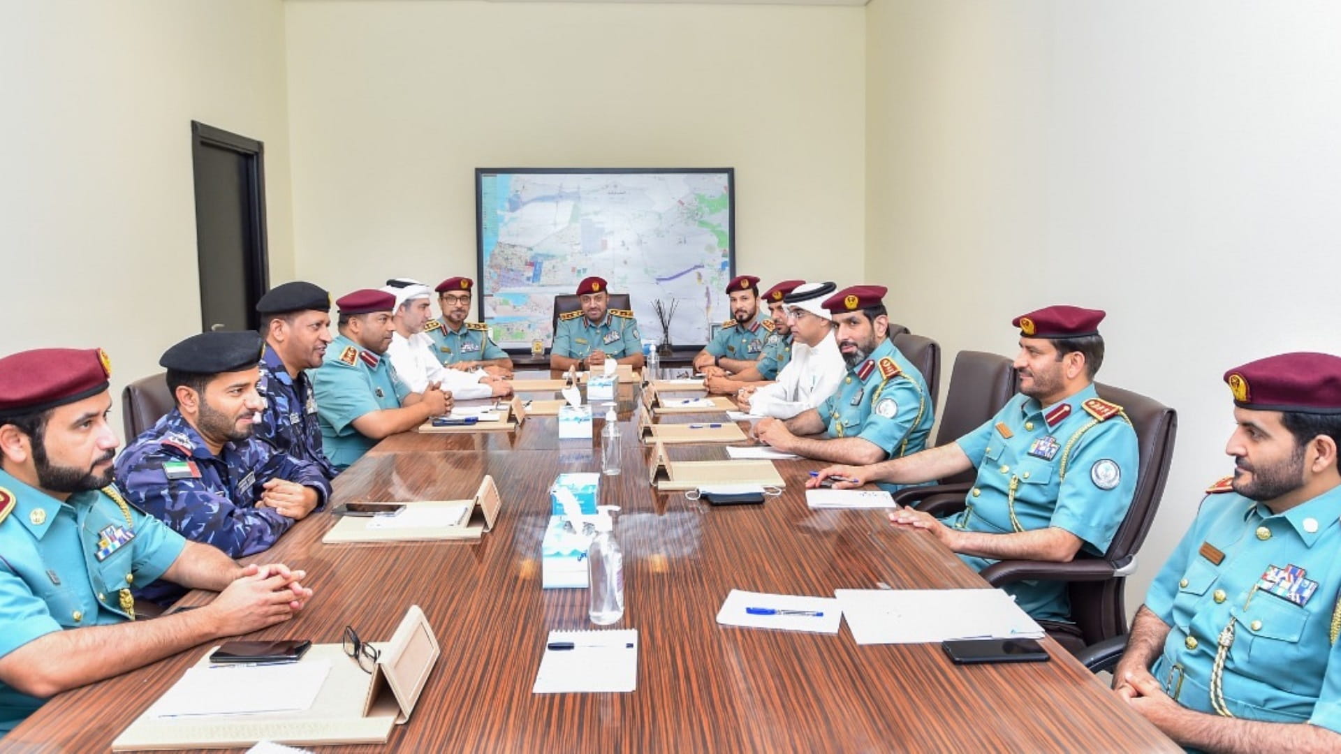 صورة بعنوان: شرطة الشارقة تكمل استعداداتها لاستقبال ليلة 27 رمضان وعطلة العيد 