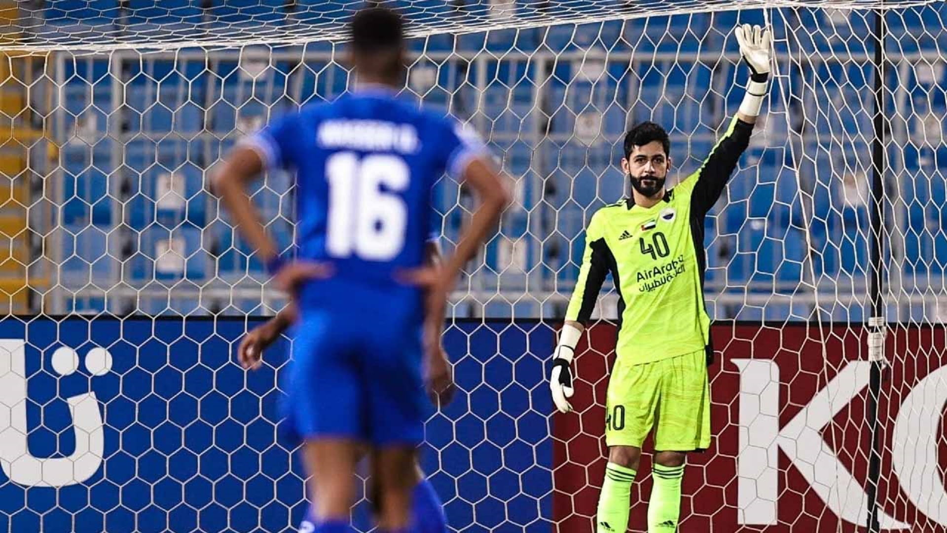 صورة بعنوان: نادي الشارقة يعلن إصابة حارسه عادل الحوسني بالرباط الصليبي 