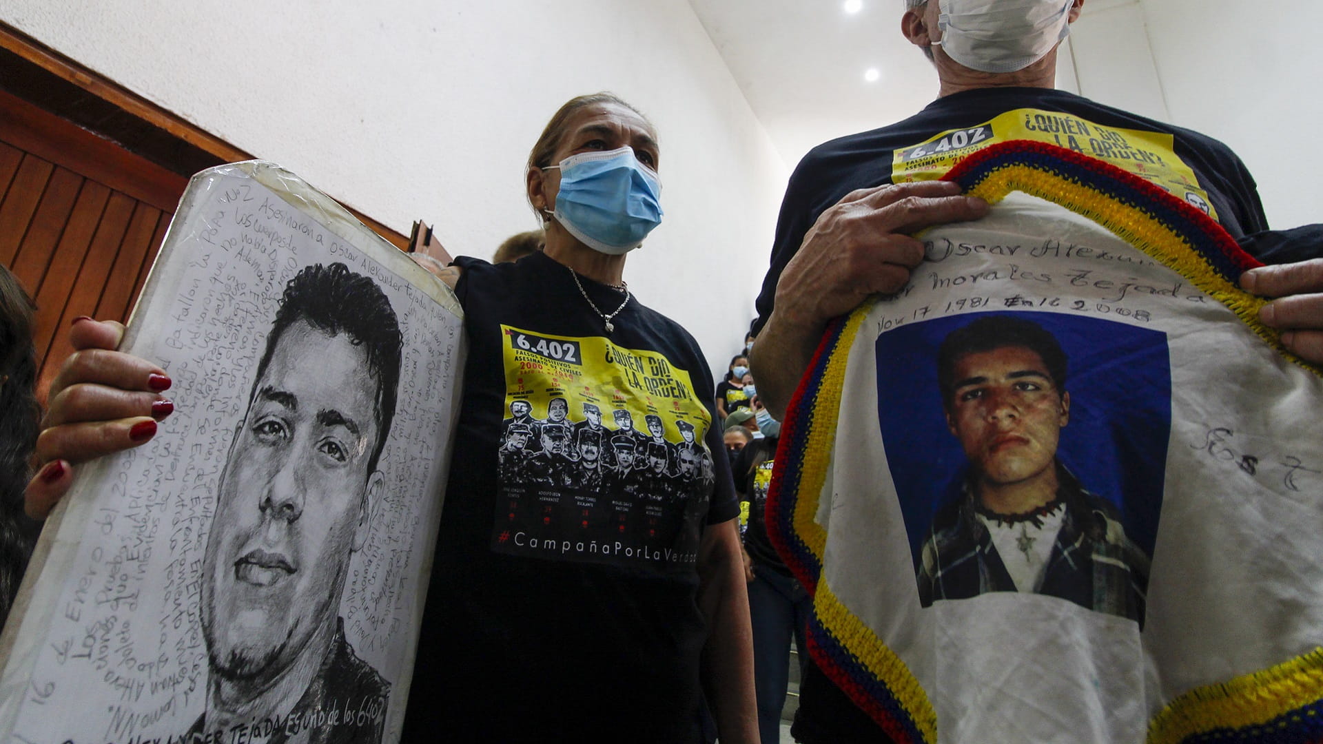 Image for the title: Retired Colombian soldiers admit to murder of 120 civilians 