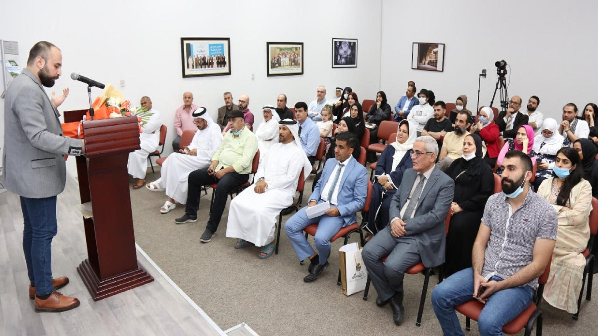 صورة بعنوان: بيت الشعر بالشارقة ينظم أمسية بعنوان "نفحات ومسرات" 