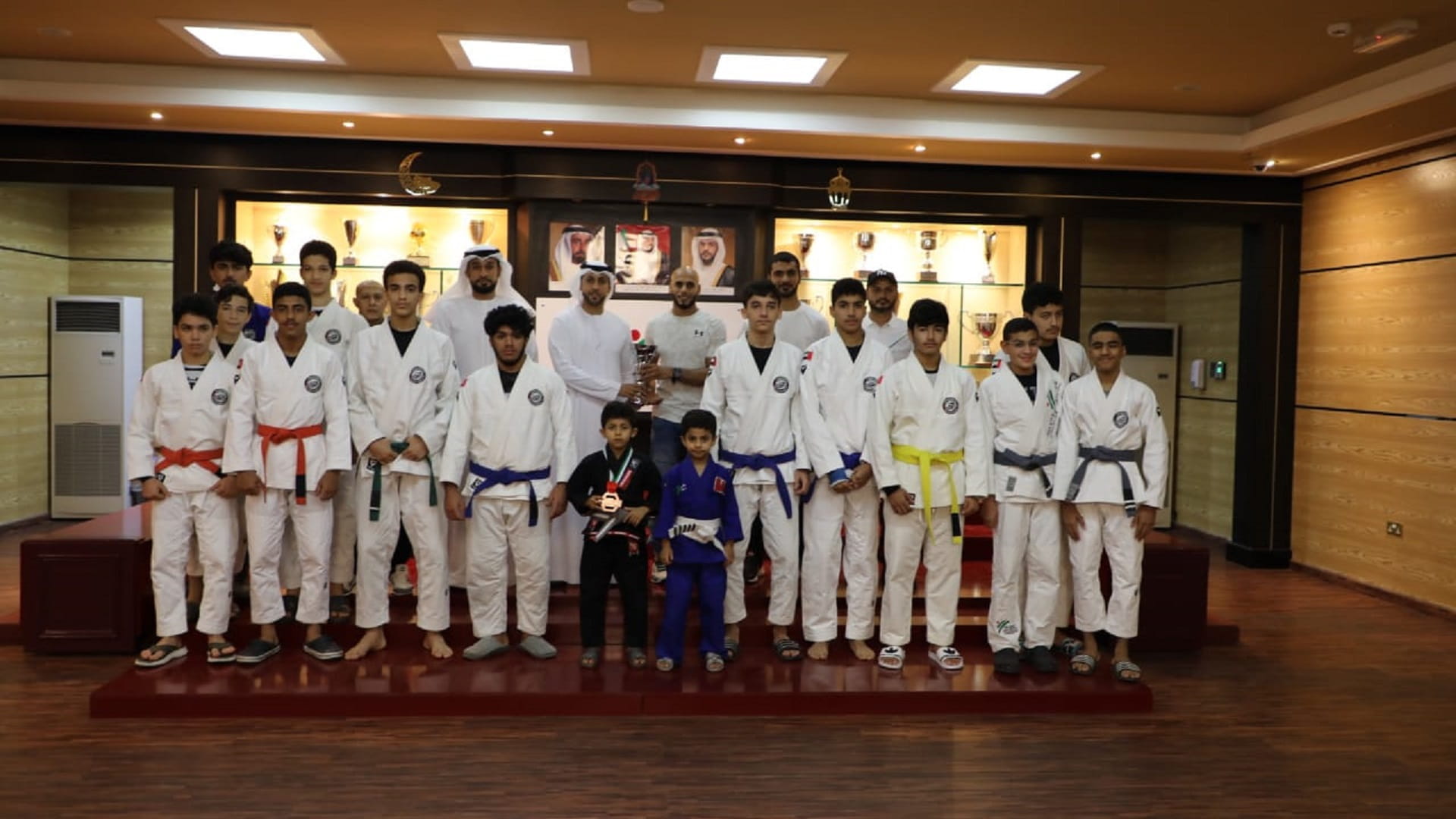 صورة بعنوان: "الشارقة لرياضات الدفاع عن النفس" يهدي إنجازاته للقيادة الرشيدة  