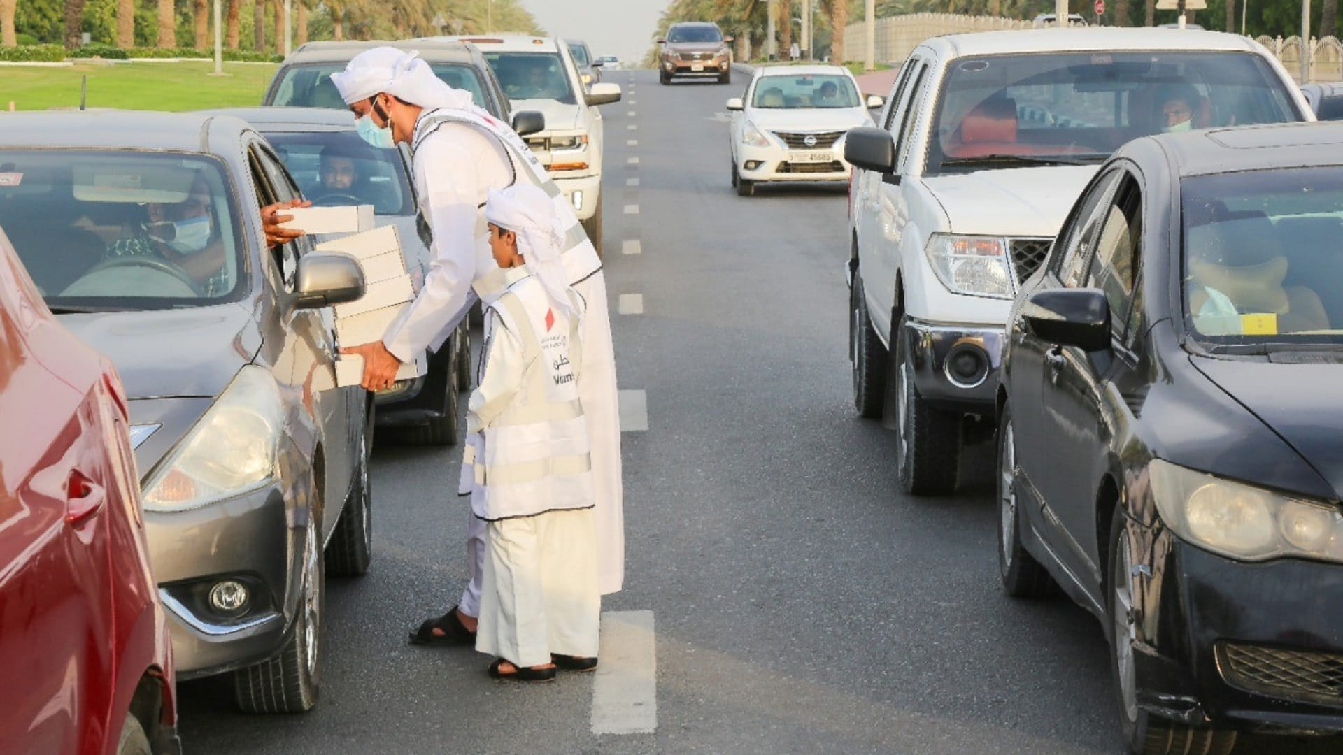 صورة بعنوان: الشارقة لإدارة الأصول توزّع 500 وجبة إفطار في شهر رمضان المبارك 