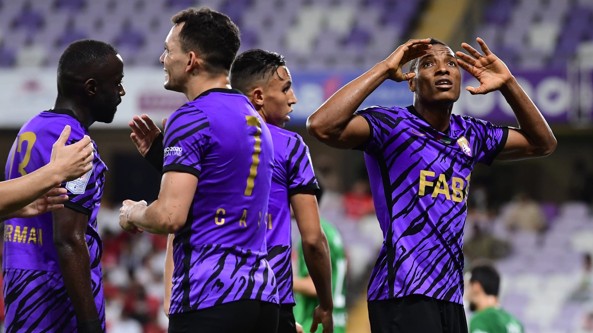 صورة بعنوان: دوري أدنوك: العين يحسم قمته أمام شباب الأهلي ويعزز الصدارة 