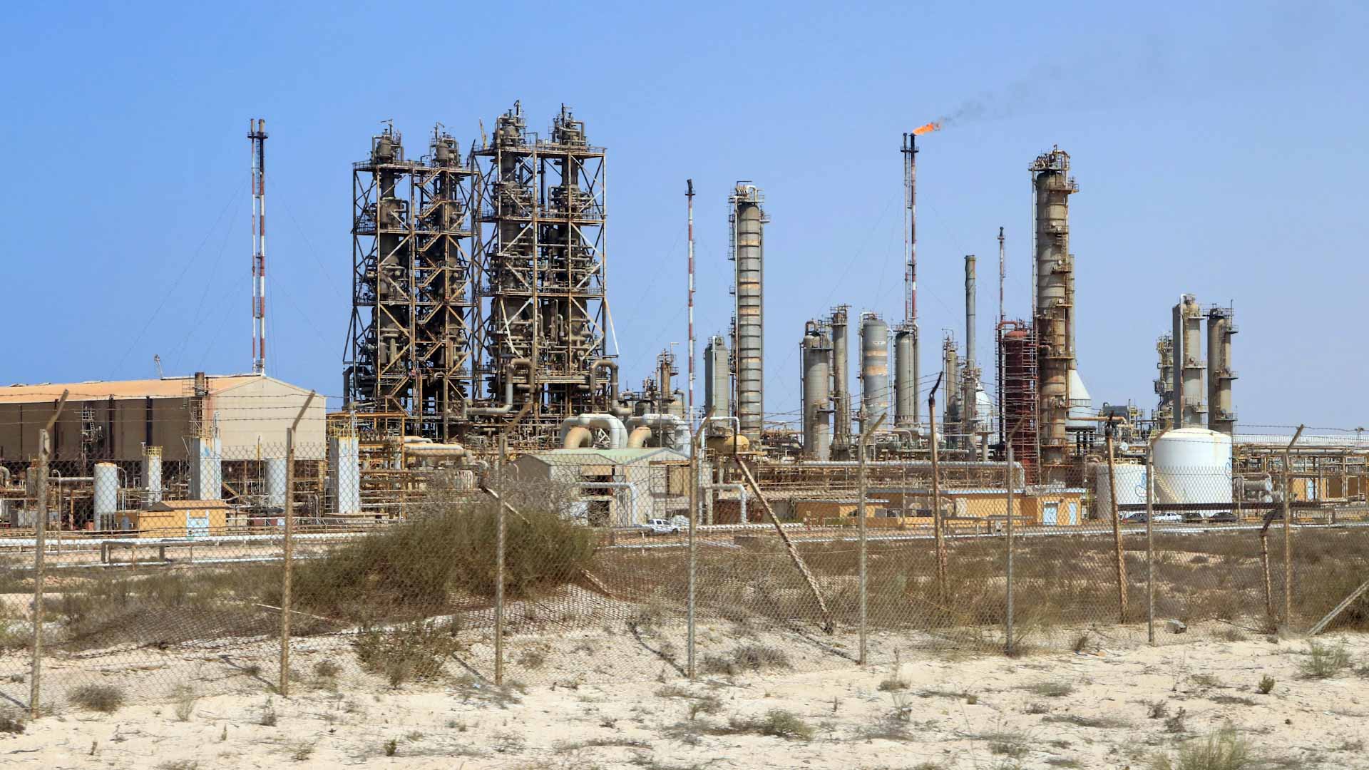 Image for the title: Libya oil production returns to pre-blockade levels 