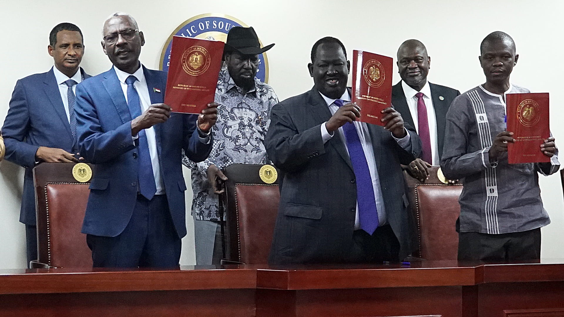 صورة بعنوان: حكومة جنوب السودان تمدد ولايتها "الانتقالية" لعامين 