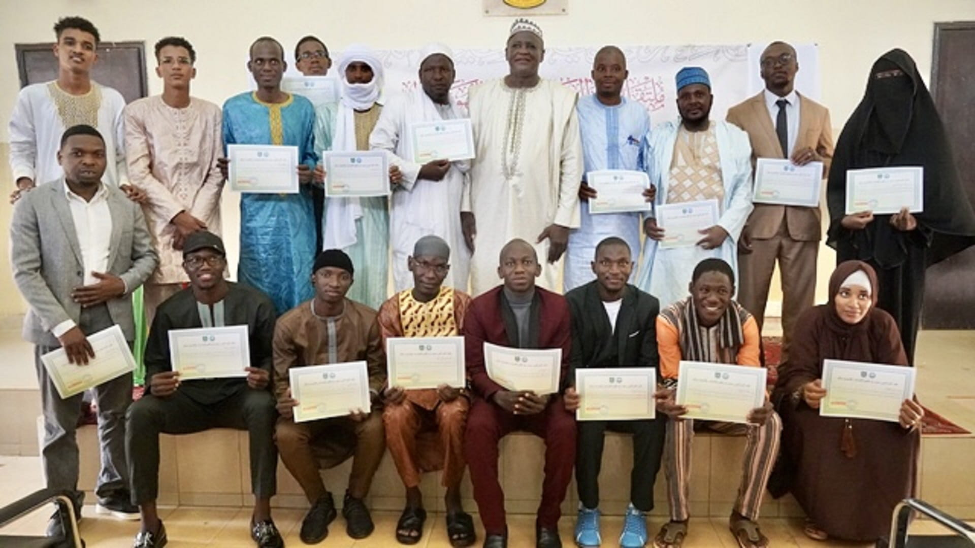 صورة بعنوان: الشارقة تحتفي بالشعراء بملتقى الشعر العربي في مالي 