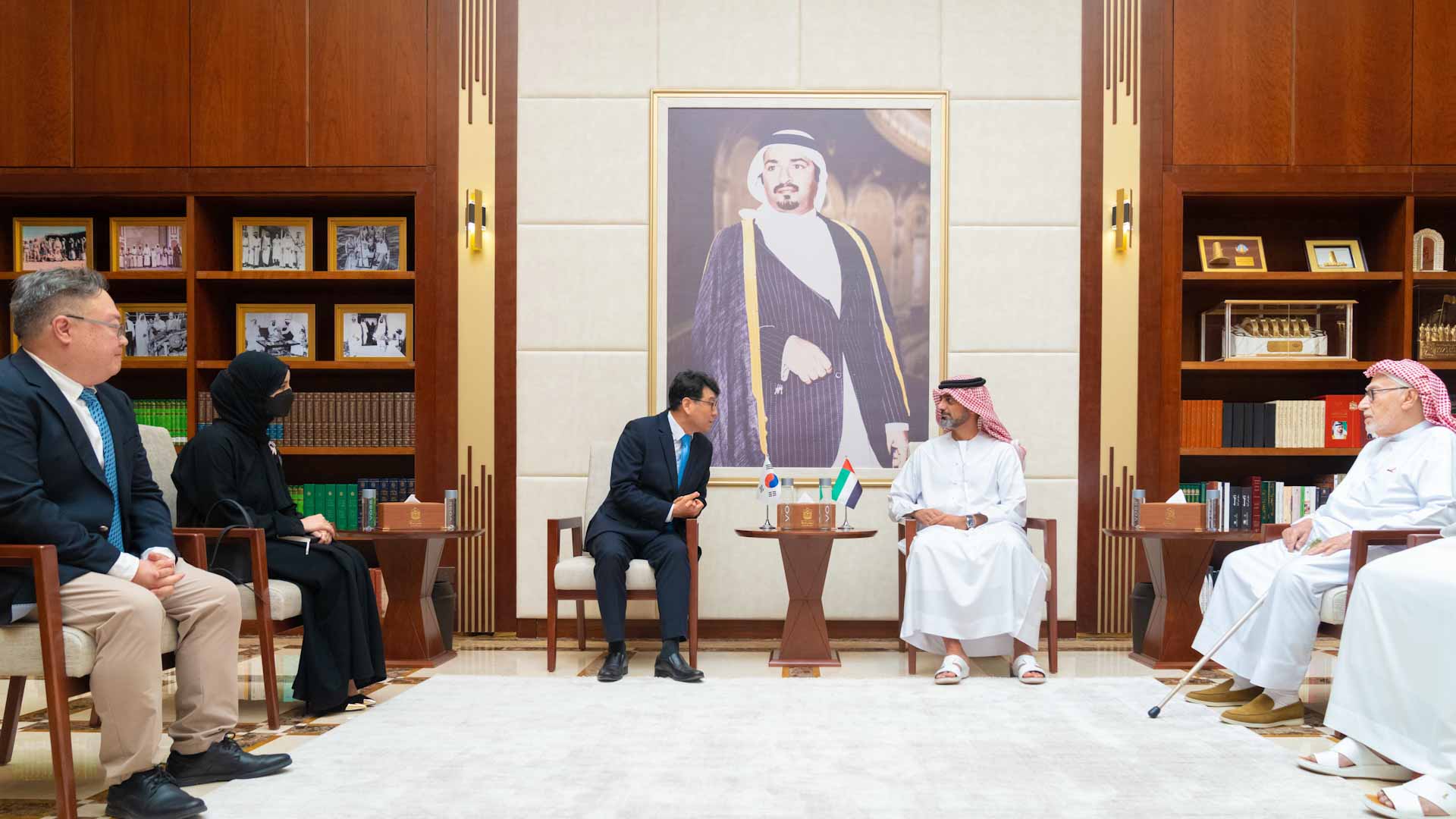 Image for the title: Ajman Crown Prince receives South Korea's Consul-General 