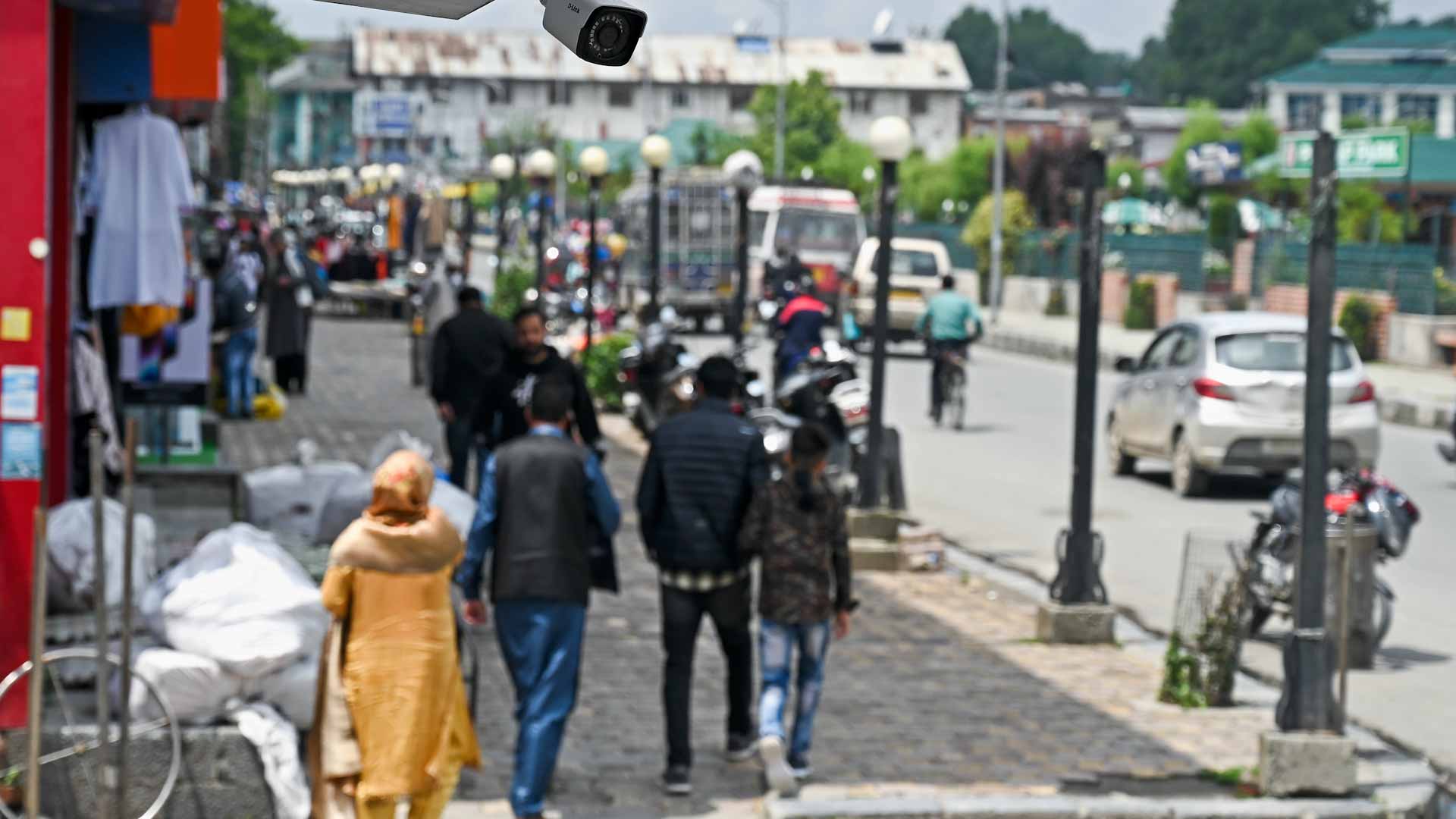 صورة بعنوان: مسلحون يهاجمون موقعاً للجيش في كشمير ومقتل 3 جنود  