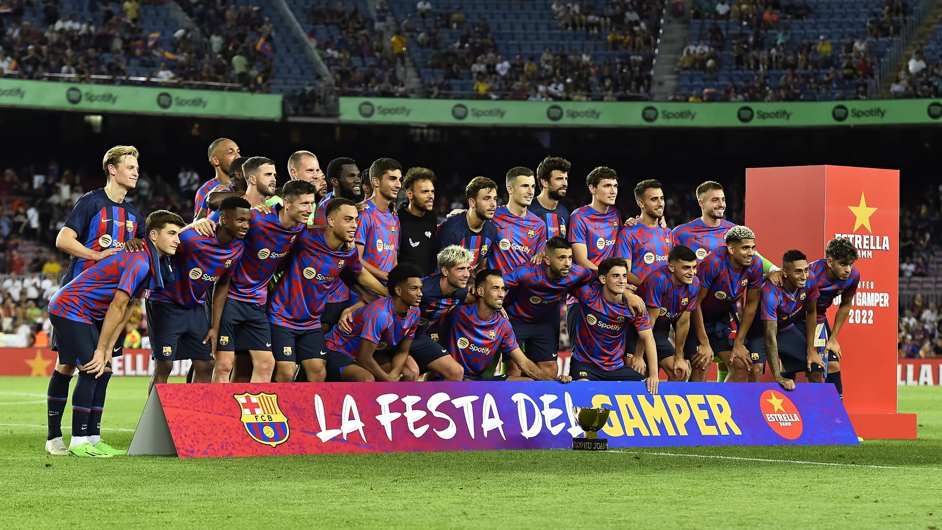 صورة بعنوان: برشلونة يبيع 24.5 % إضافية من أسهم "بارسا ستوديو" 