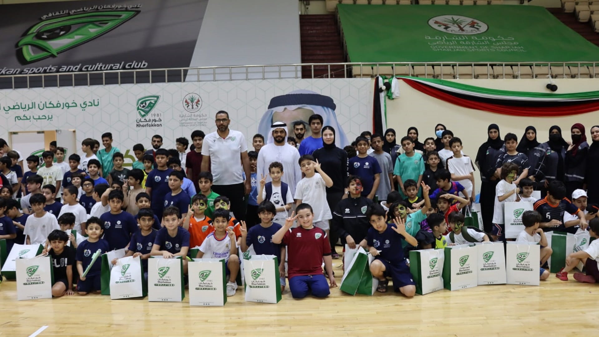 صورة بعنوان: نادي خورفكان يختتم "عطلتنا غير" بمشاركة 408 منتسبين 