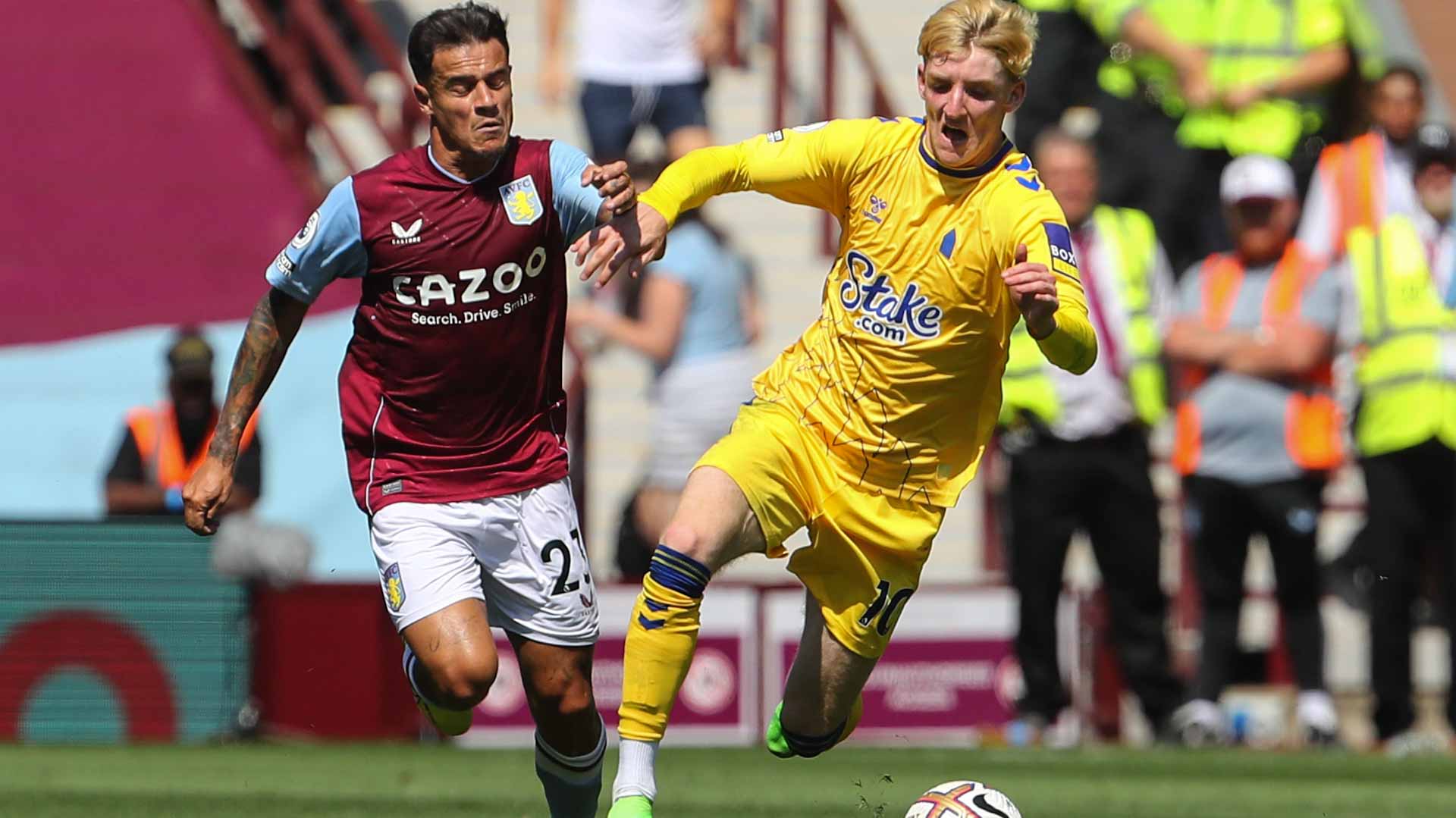 صورة بعنوان: أستون فيلا يحقق الفوز على حساب إيفرتون في الدوري الإنجليزي الممتاز 