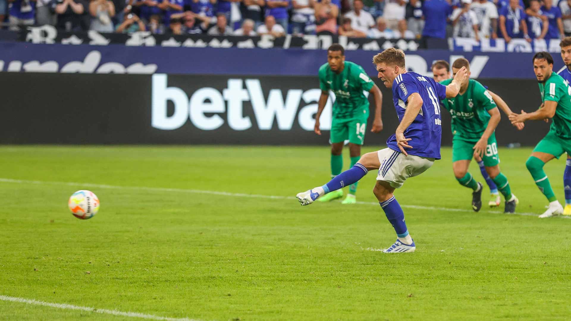 صورة بعنوان: شالكه ينجو من التعثر أمام مونشنجلادباخ في الدوري الألماني 