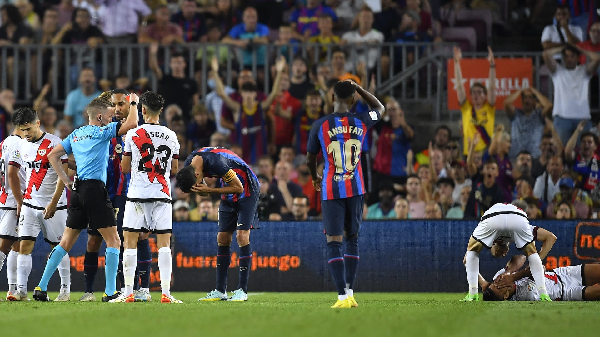صورة بعنوان: برشلونة يسقط بفخ التعادل أمام رايو فايكانو في الدوري الإسباني 