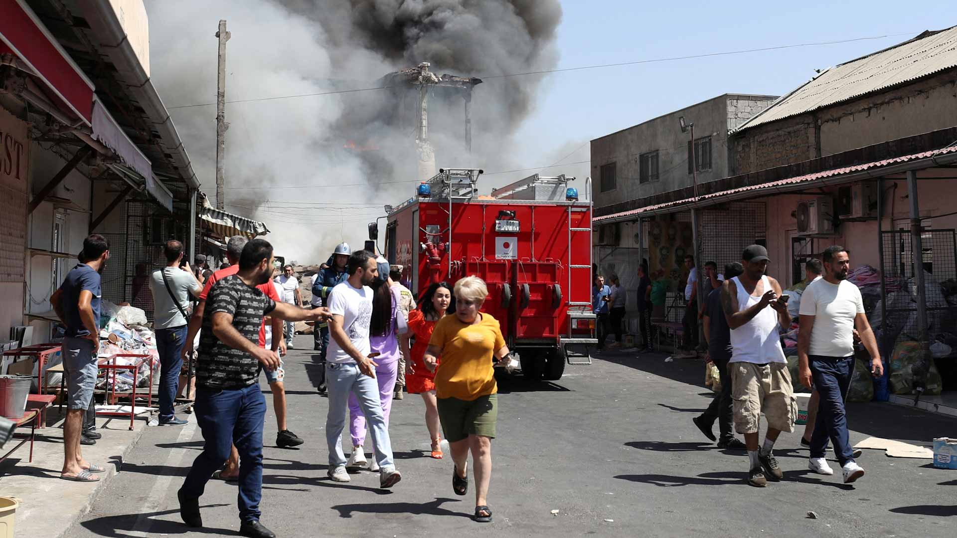 صورة بعنوان: ارتفاع قتلى انفجار مخزن ألعاب نارية في أرمينيا إلى 5 