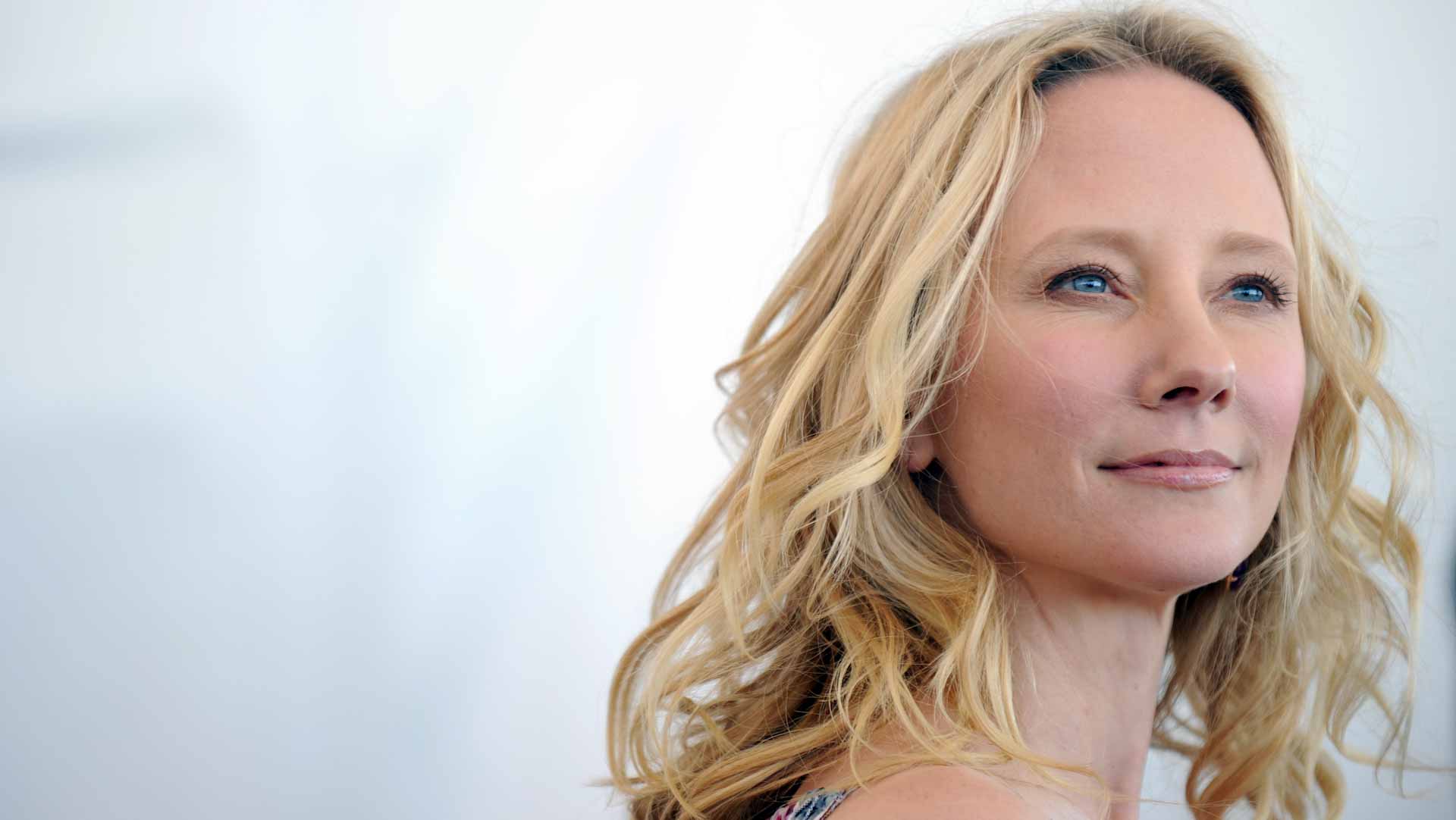 Image for the title: Actor Anne Heche taken off life support 9 days after car crash 