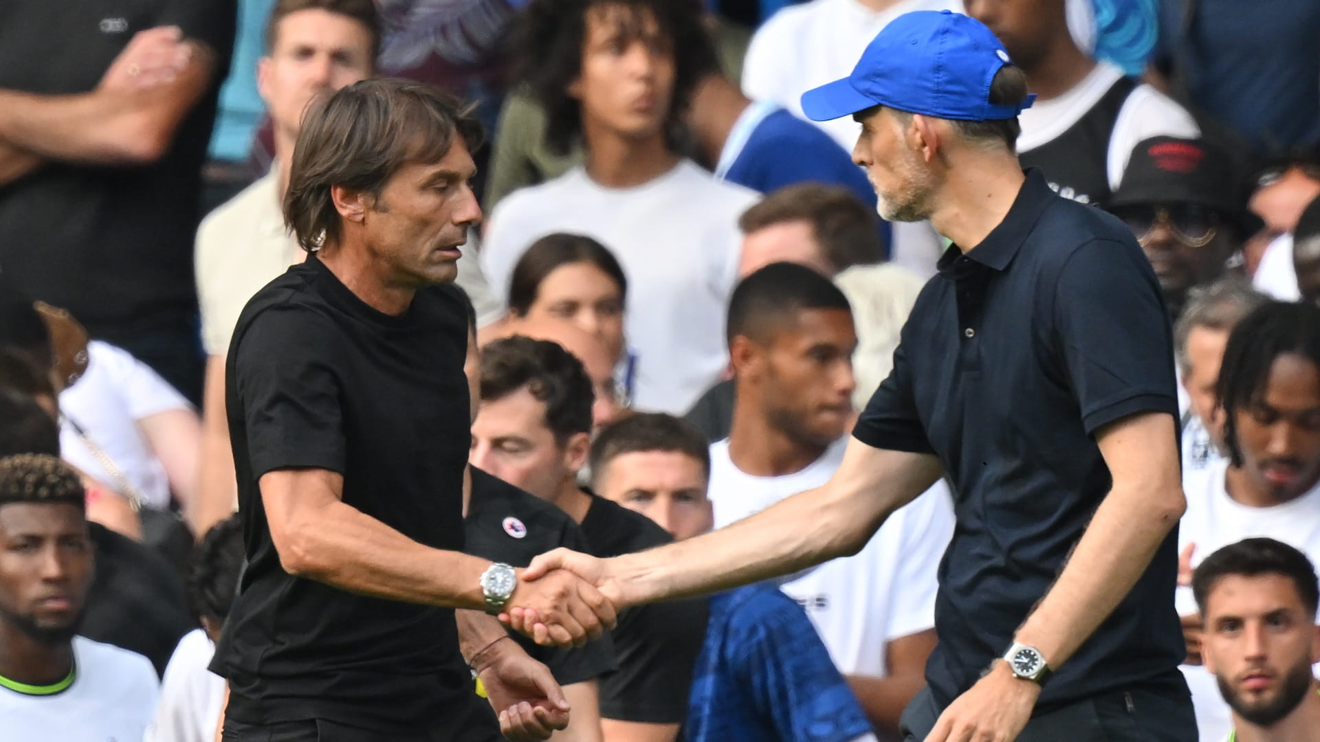 صورة بعنوان: الاتحاد الإنجليزي يوجه تهمة سوء السلوك لتوخيل وكونتي  