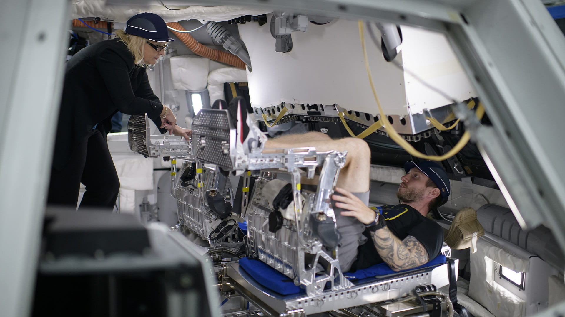 Image for the title: NASA prepares return to Moon 