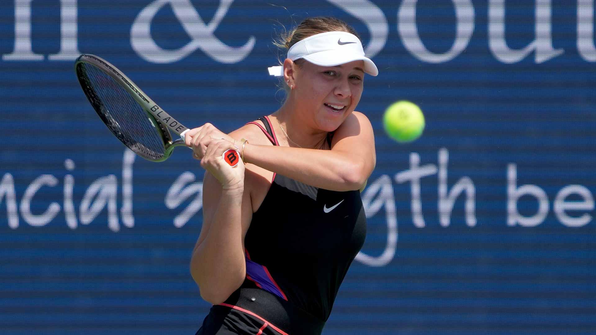 صورة بعنوان: الأميركية أنيسيموفا تتأهل للدور الثاني في بطولة سينسيناتي للتنس 