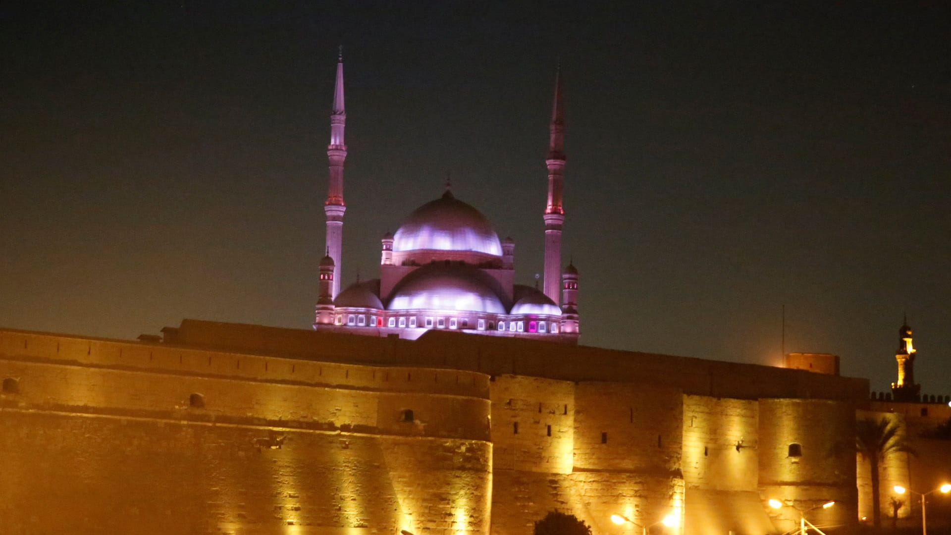 صورة بعنوان: افتتاح الدورة 30 لمهرجان قلعة صلاح الدين للموسيقى والغناء بالقاهرة 