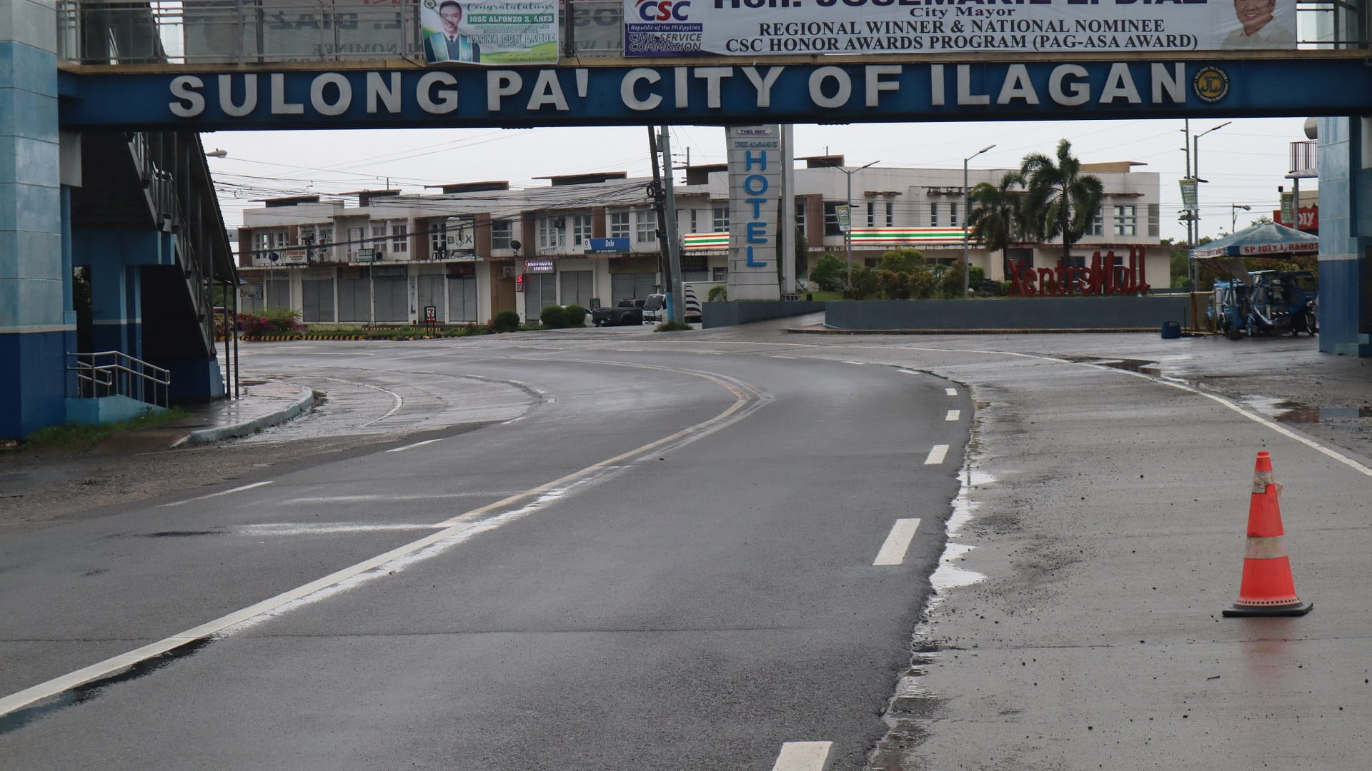 Image for the title: Philippines reports three deaths from tropical storm 