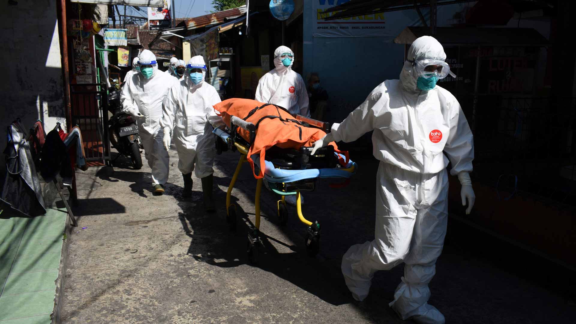 Image for the title: Million Covid deaths in 2022: WHO 