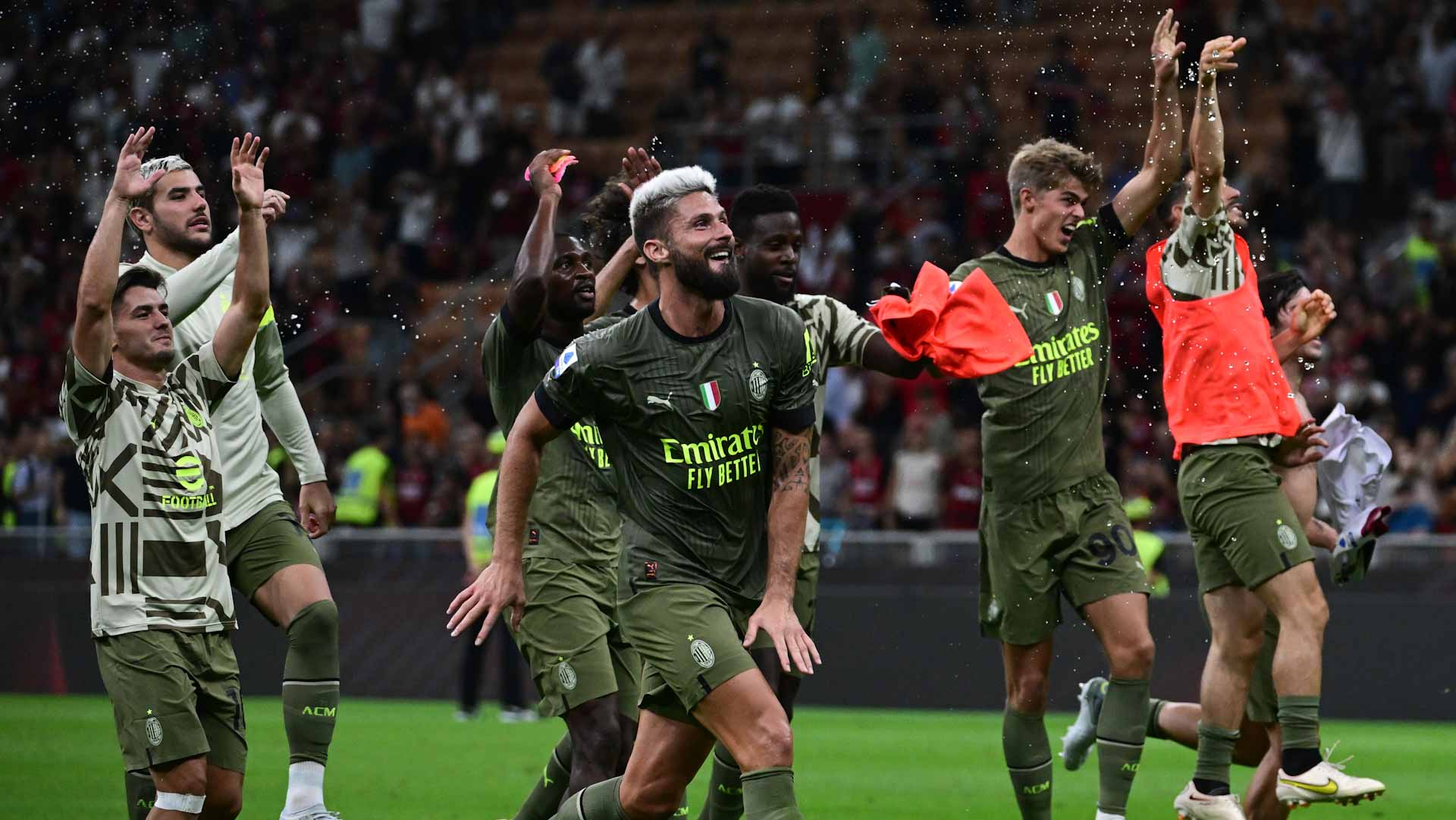 صورة بعنوان: ميلان يتخطى بولونيا في الدوري الإيطالي لكرة القدم  