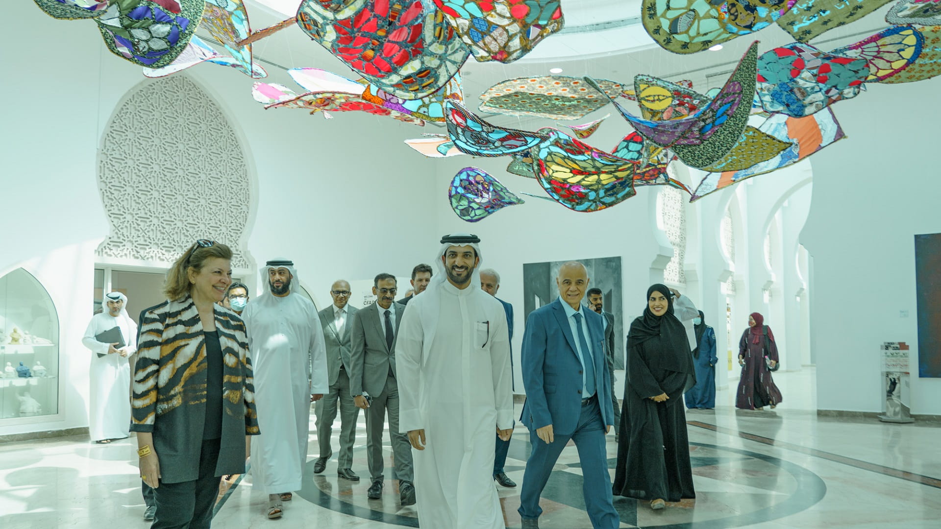 صورة بعنوان: سلطان بن أحمد يفتتح مكتبة كلية الفنون الجميلة بجامعة الشارقة 