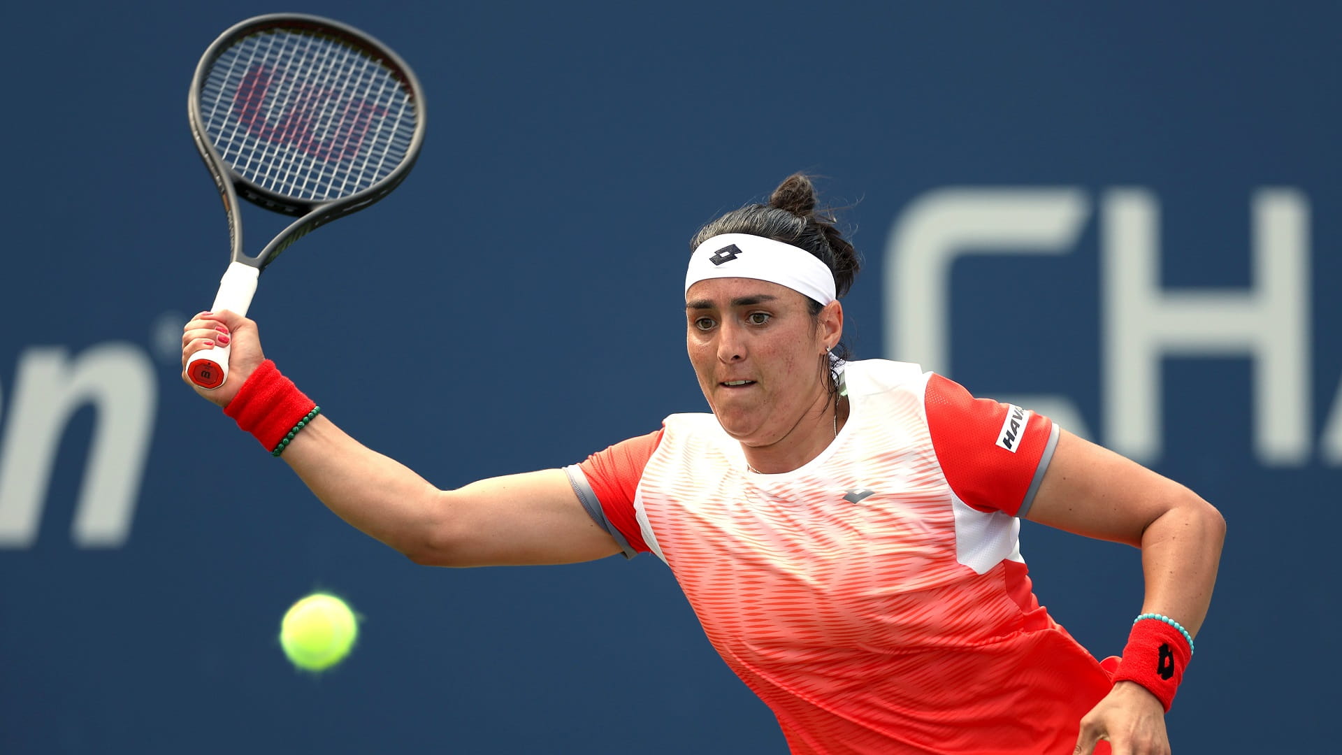 صورة بعنوان: التونسية جابر تبلغ الدور الثالث في بطولة أميركا المفتوحة للتنس  