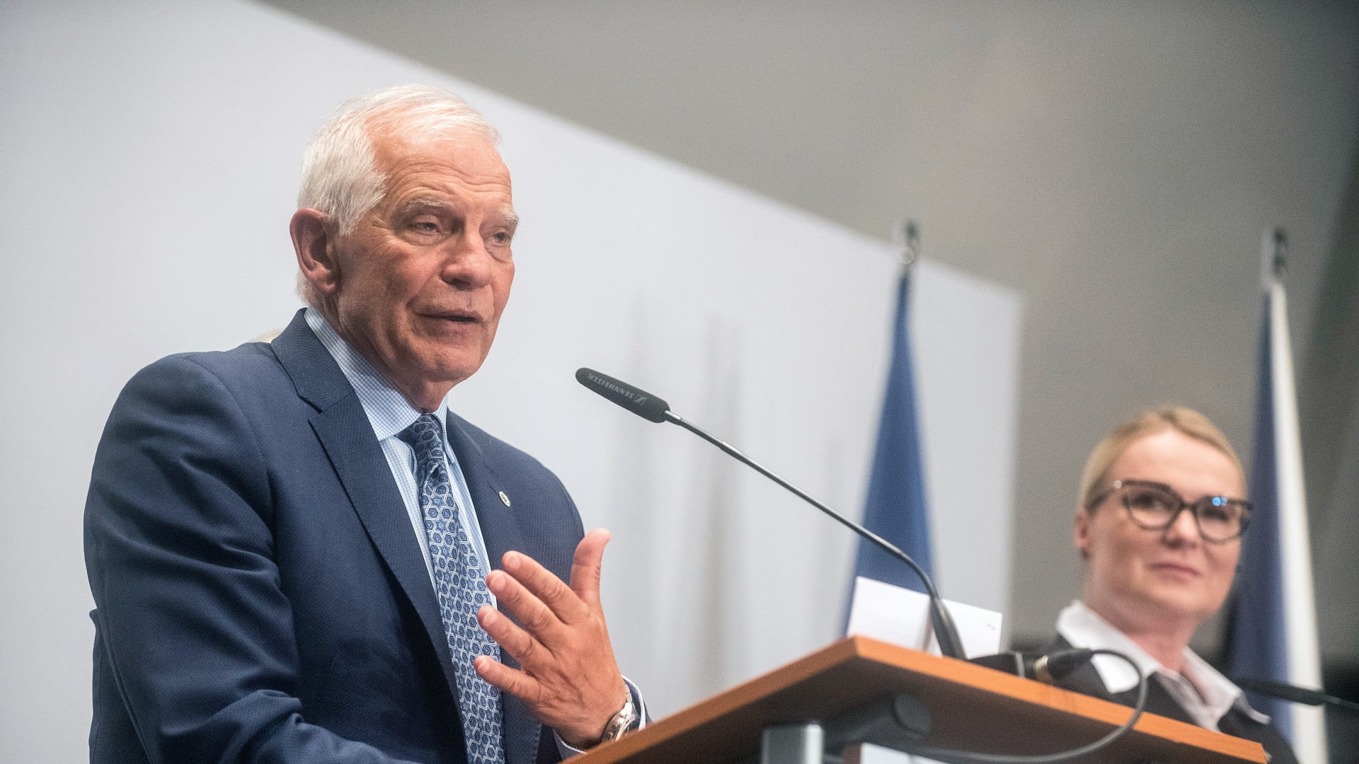 Image for the title: EU foreign policy chief hopeful on Iran nuclear deal in 'days' 