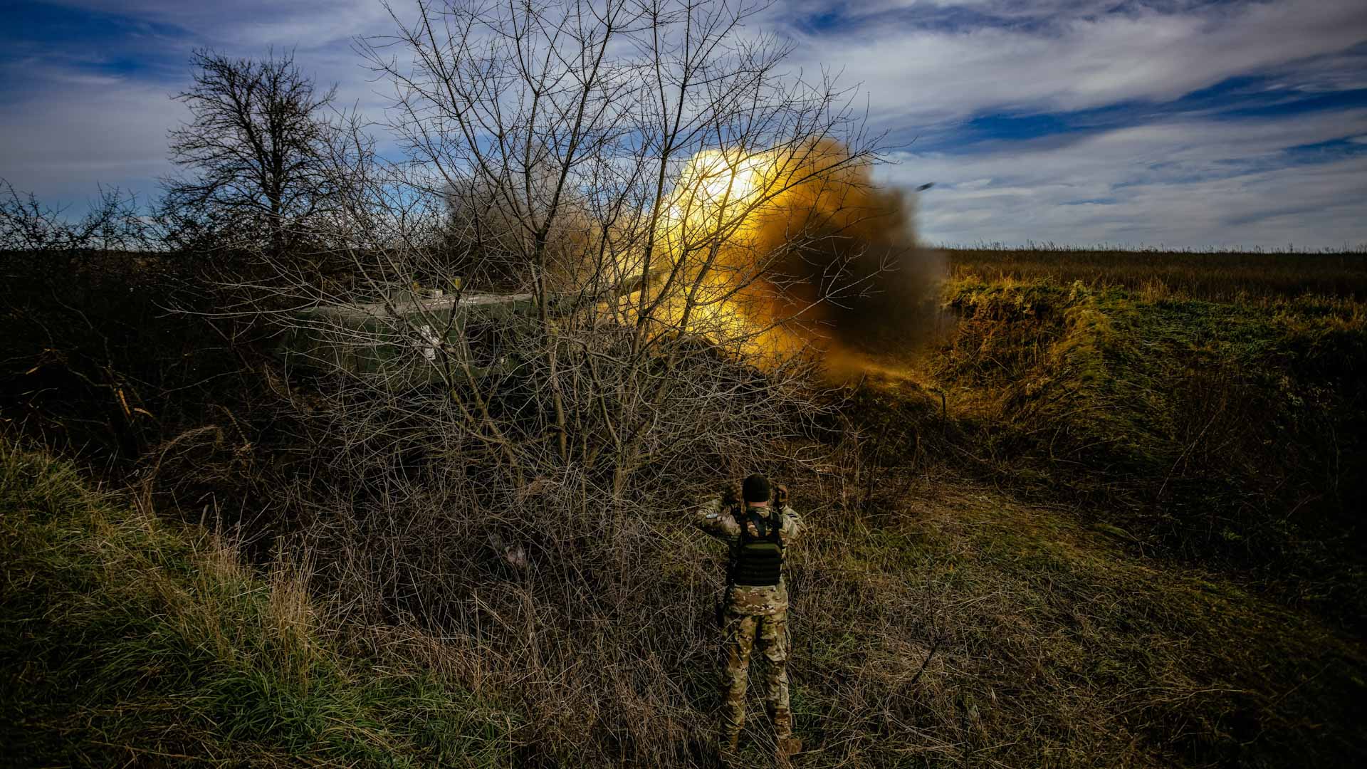 Image for the title: Up to 13,000 Ukrainian soldiers died since Russian war 