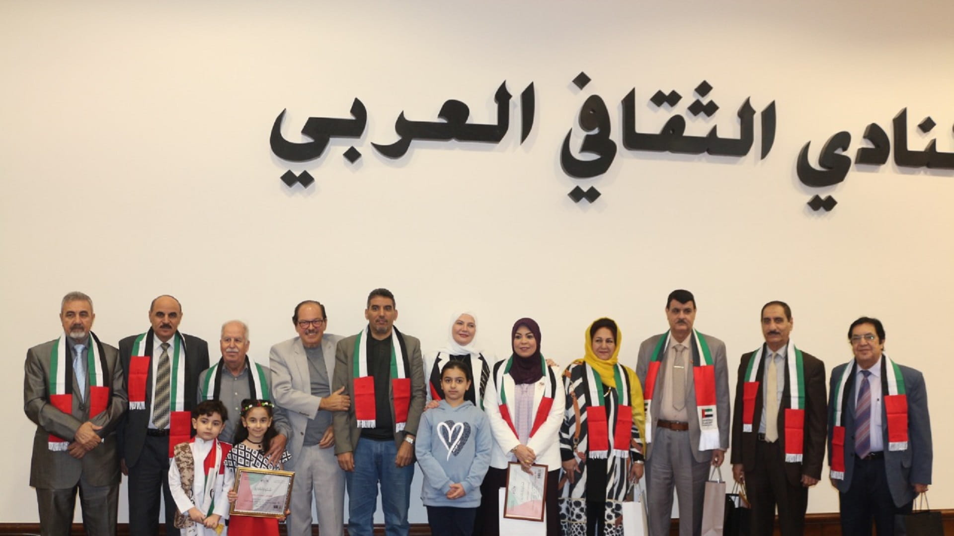 صورة بعنوان: النادي الثقافي العربي ينظم أمسية احتفائية باليوم الوطني 51 