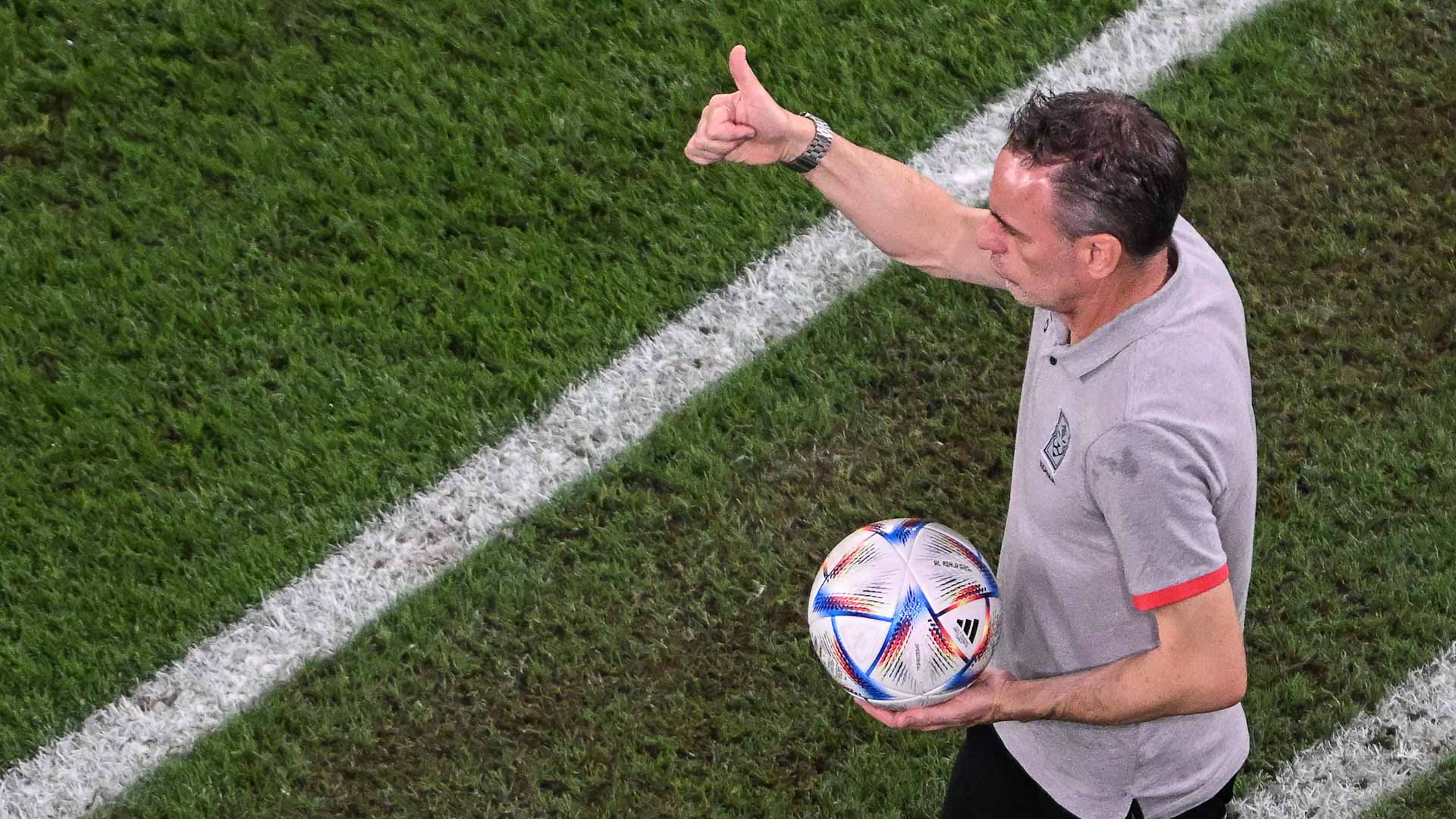 صورة بعنوان: المدرب باولو بينتو يغادر منصبه كمدرب لمنتخب كوريا الجنوبية 
