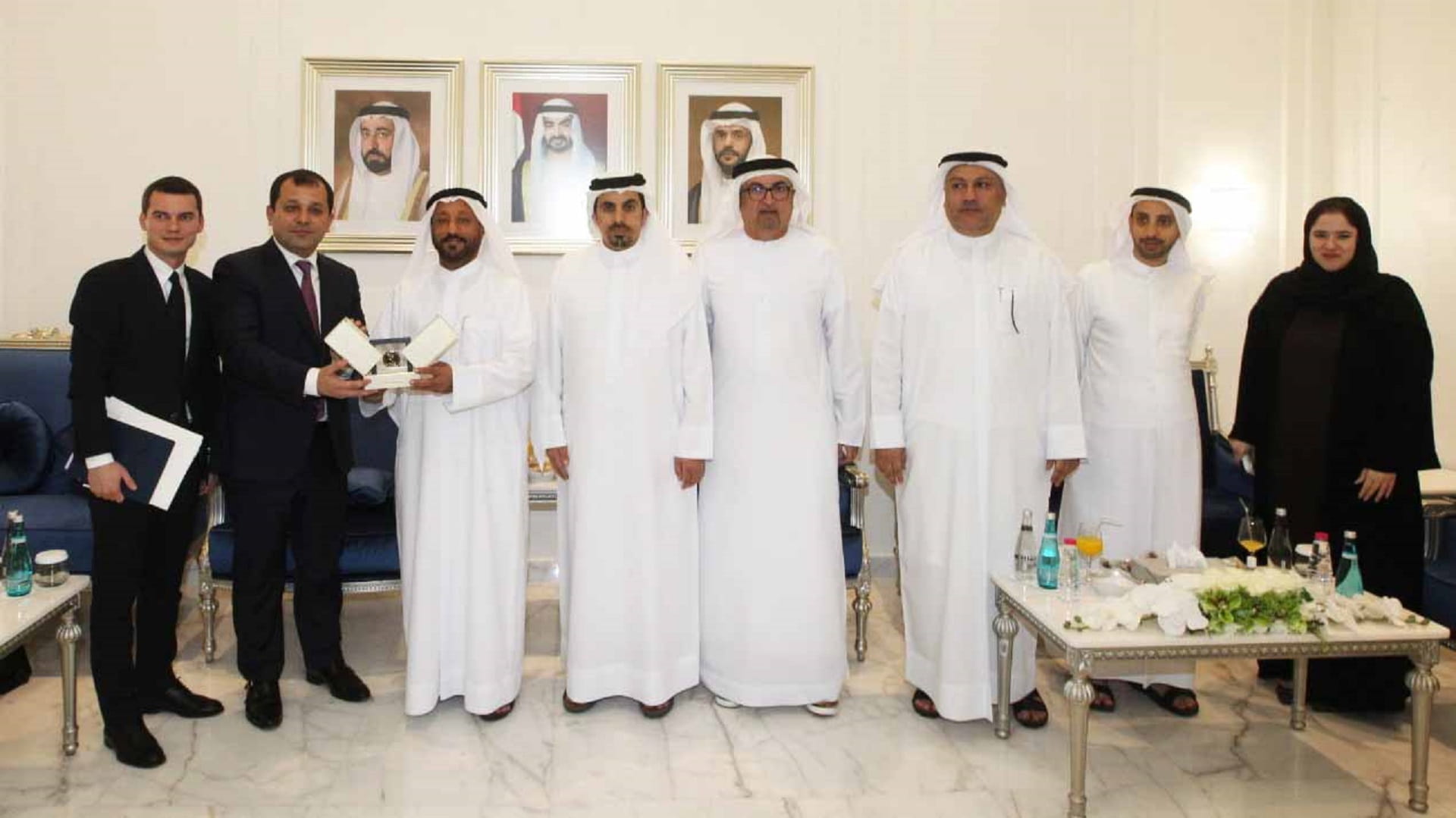 صورة بعنوان: اتحاد غرف الإمارات وغرفة الشارقة يبحثان تعزيز التجارة مع أوزبكستان 
