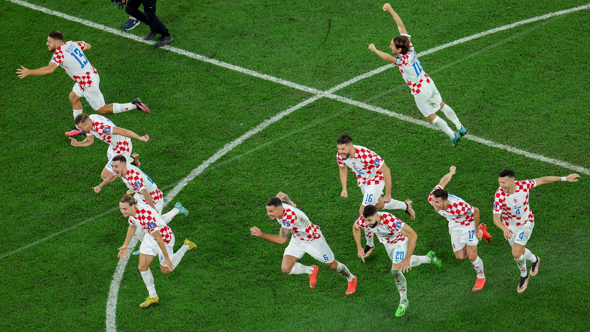 صورة بعنوان: كرواتيا تهزم البرازيل وتتأهل إلى نصف نهائي كأس العالم 