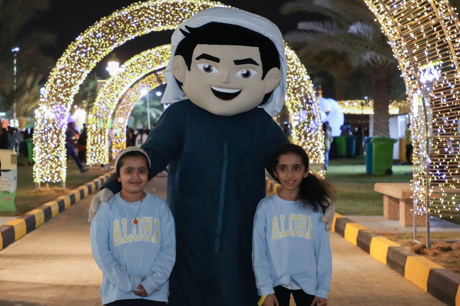 Image for the title: Dahi having fun with children and families at Dawahi 11 