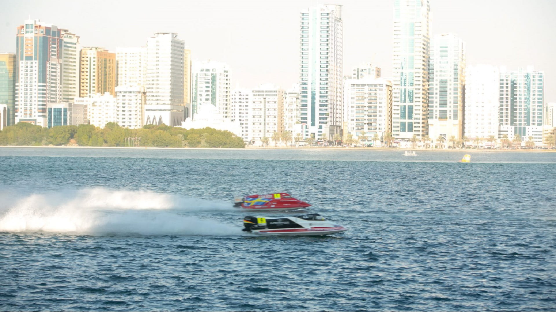 Image for the title: Fierce competition to clinch 21st UIM F1H2O World Championship 