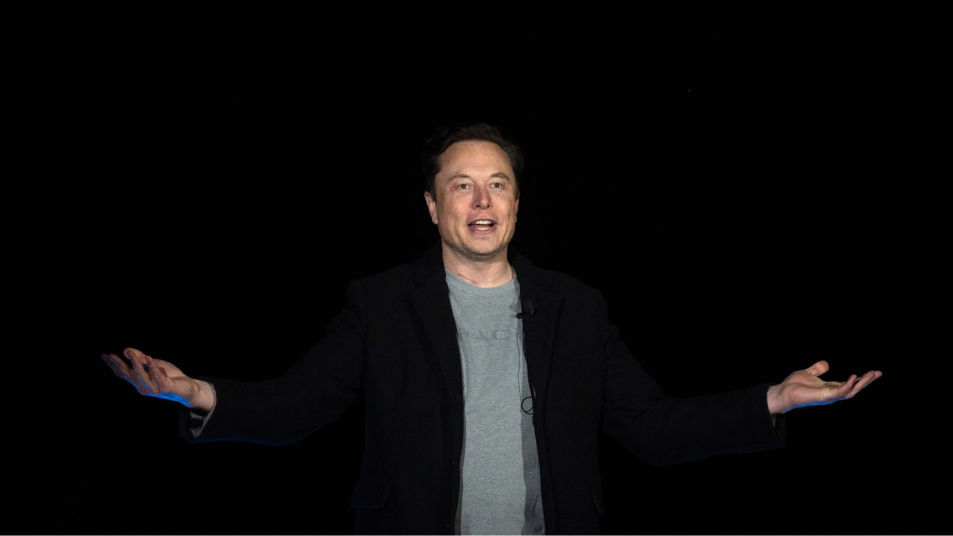 Image for the title: Musk donated around $1.95 billion in Tesla shares last year 