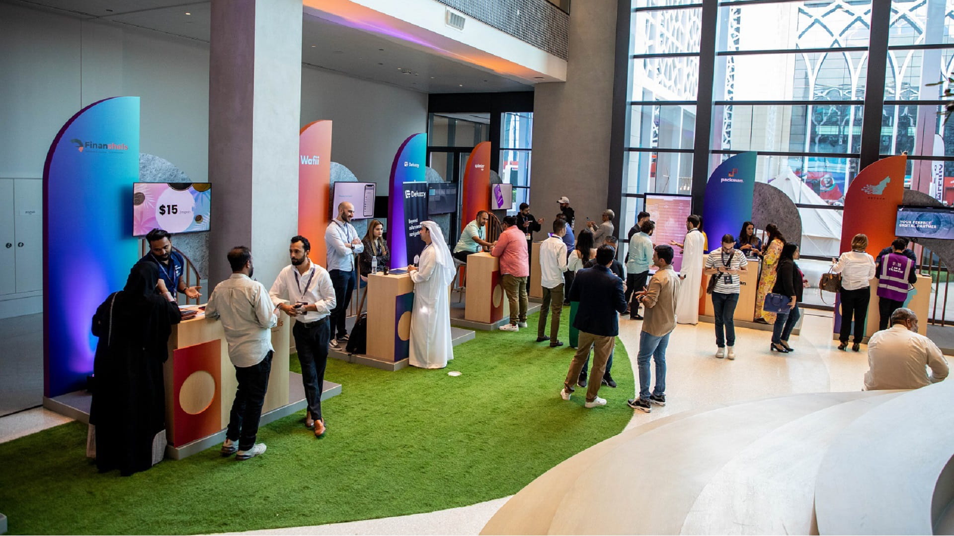 Image for the title: SEF: Start-ups get chance to learn directly from their customers 