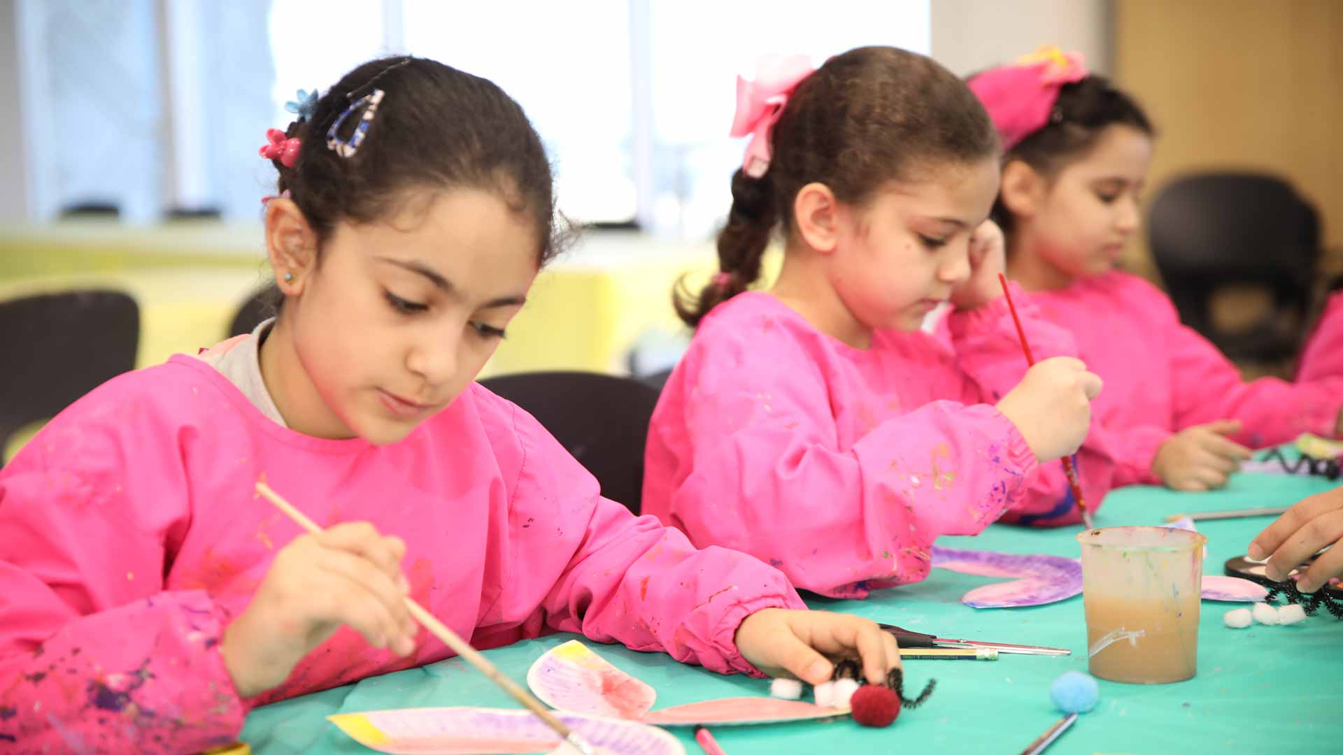 صورة بعنوان: "سيدات الشارقة" يعلن مواصلة استقبال المشاركين في مخيم عجائب الشتاء 