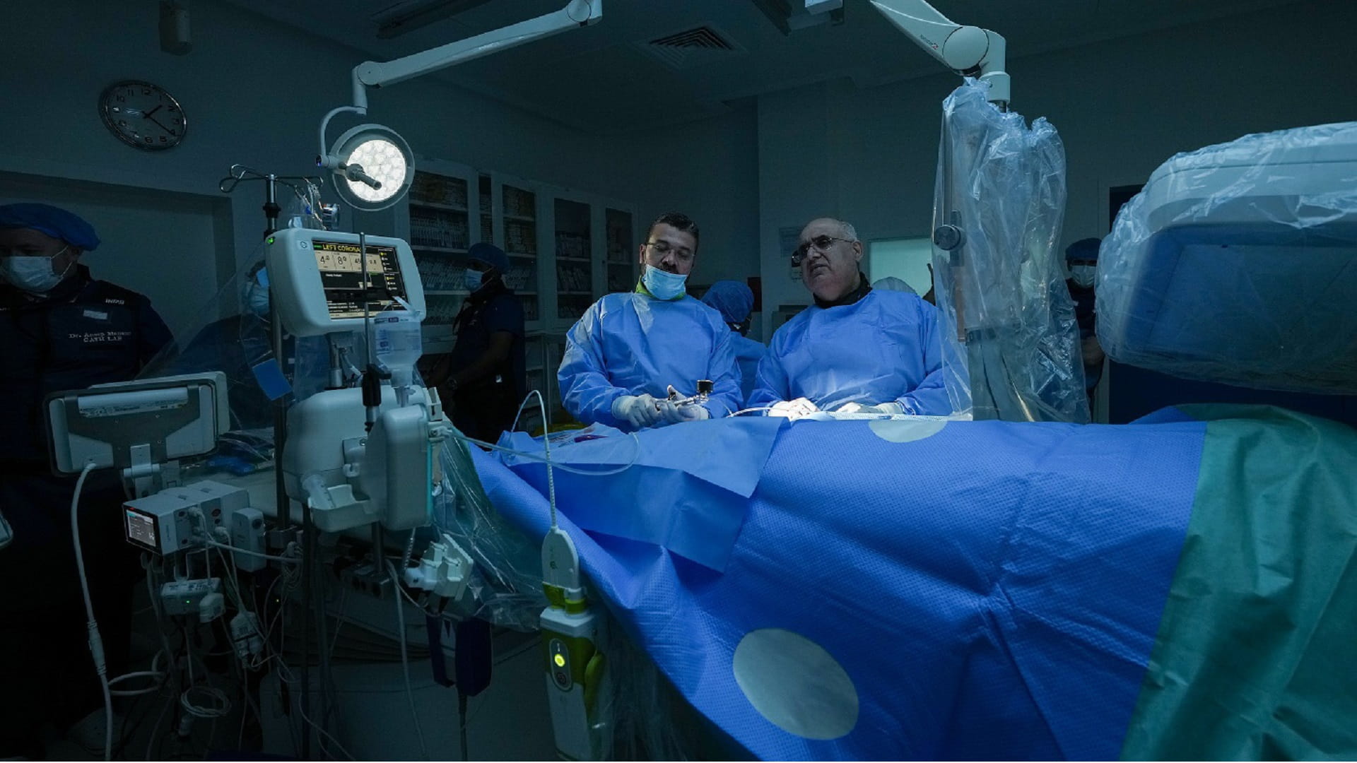 Image for the title: AQH performs first cardiac catheterisation using the GENTUITY 