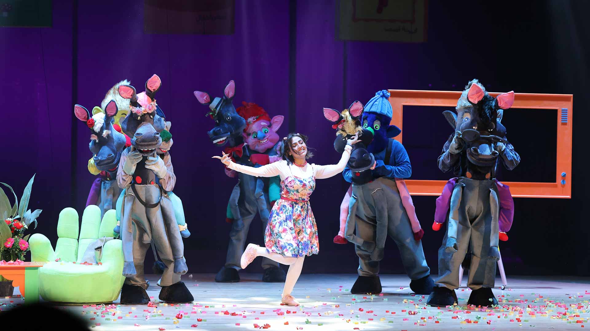 صورة بعنوان: "ليلى والأشرار" تؤكد أهمية القراءة في "الإمارات لمسرح الطفل" 