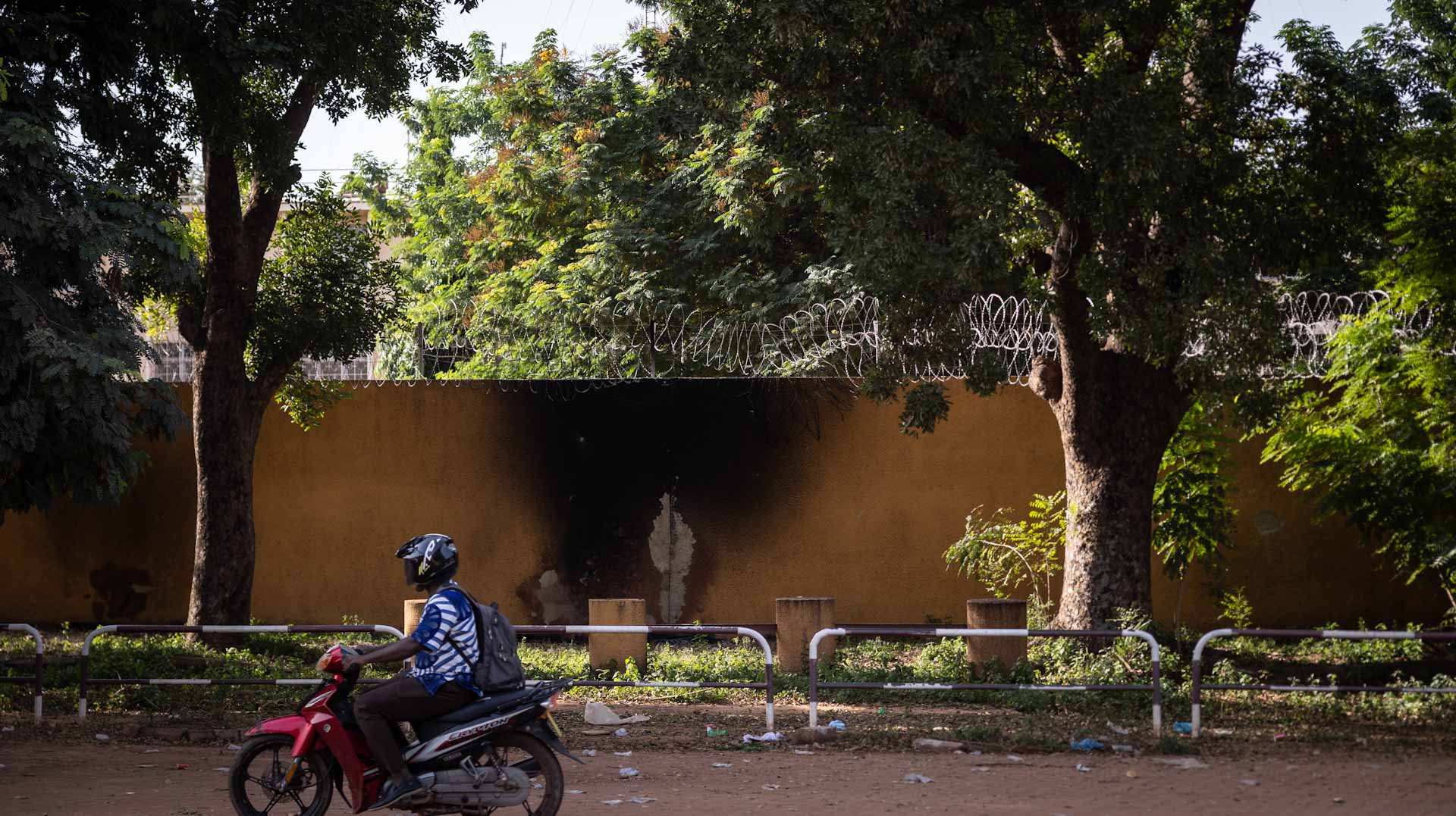 Image for the title: 10 killed after Burkina Faso bus hits landmine 